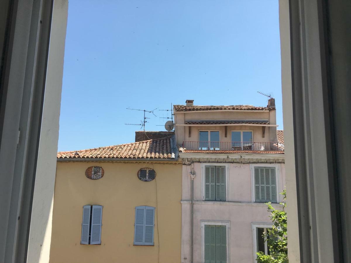 Appartement Sublime Studio au cœur historique de Fréjus Extérieur photo